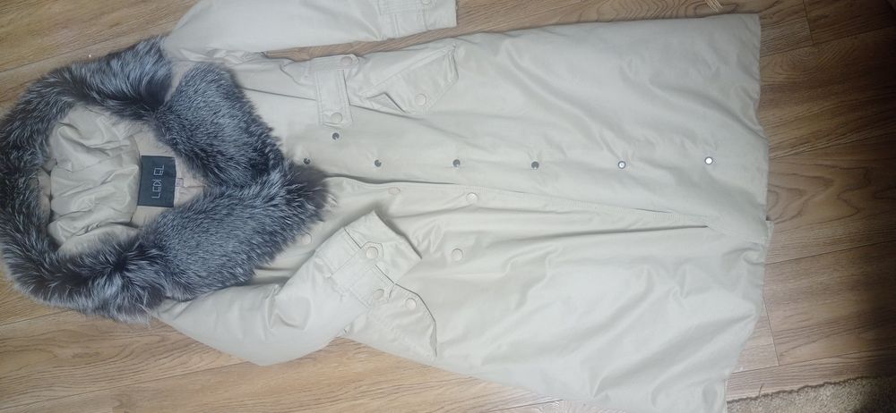 Куртка пальто натуральне хутро