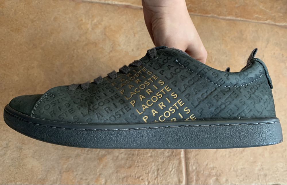 Lacoste жіночі кросівки