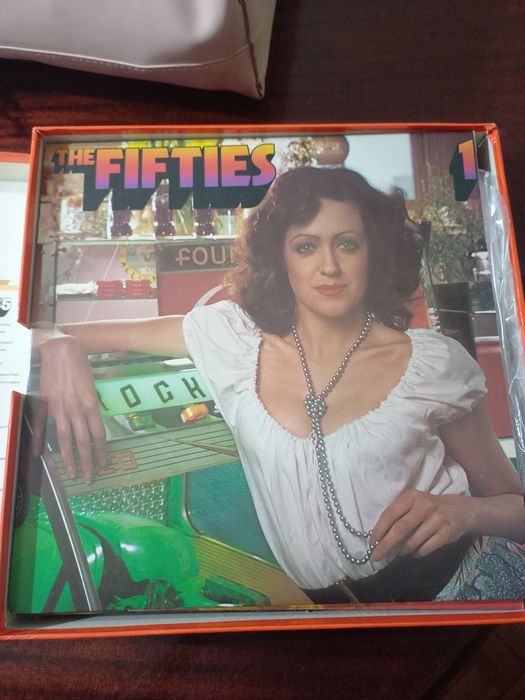 Caixa de 8 LPs da decada de 60