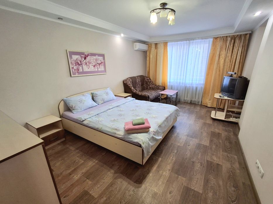 квартира подобово, центр, бульвар Шевченка/вул.Небесної Сотні