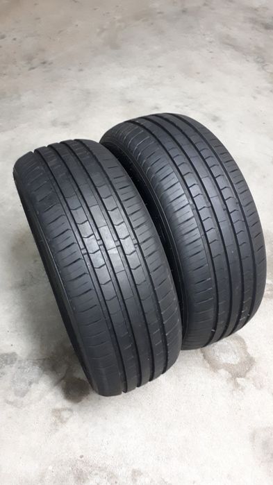 Dois pneus novos 205/50 R17 Ling Long p/ Renault Mégane, Peugeot 308