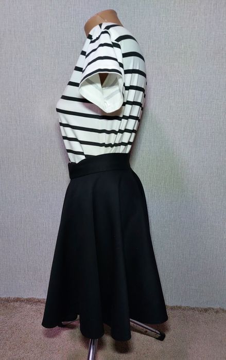 Школьная черная юбка Viani. Размер 158-164, на 13-14 лет.