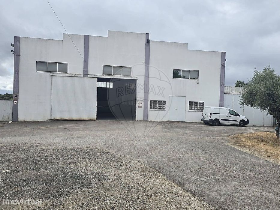 Armazém  para arrendamento