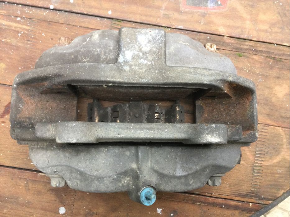 Суппорта передний и задний Мерседес S класса