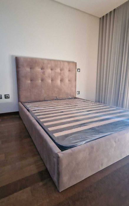 Camas De Casal Estofadas Top de Gama 190x140m Estrado Incluído 199€ !!