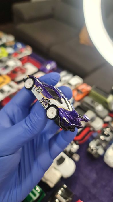 Hot WHEELS Premium - Race Dry 5 Pack