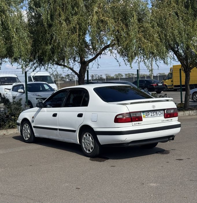 Toyota Carina E.