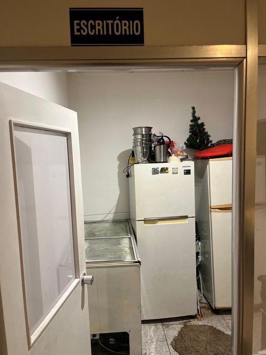 Vendo urgente para despachar domingo. Envia me MSG para mais detalhes