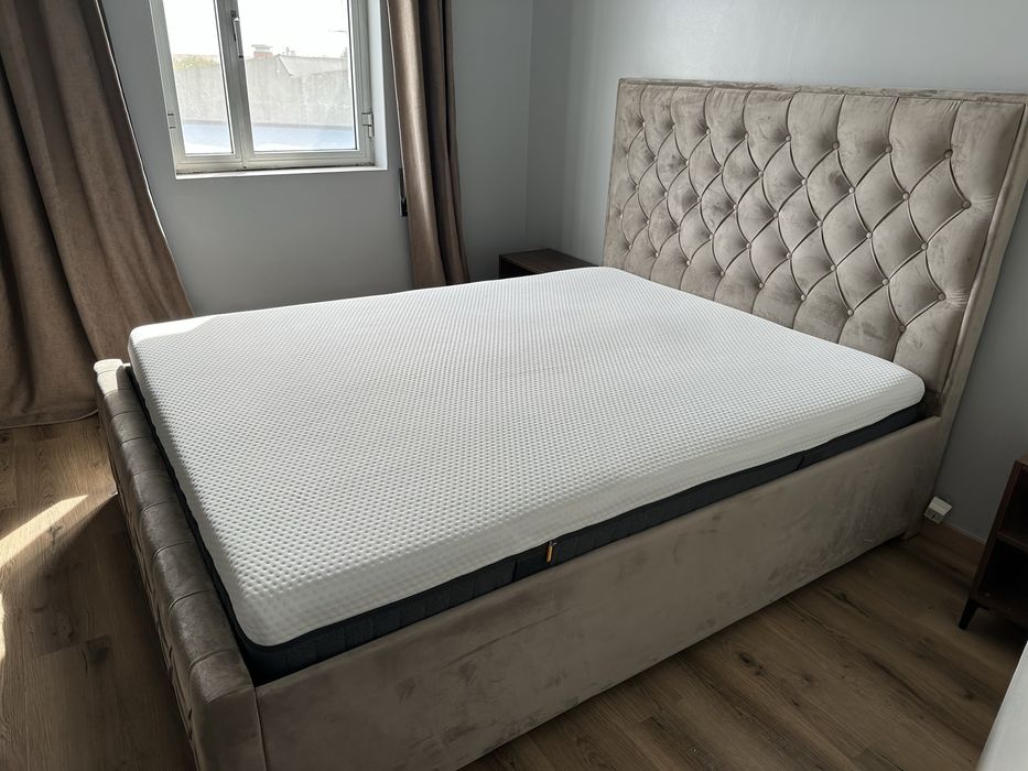 Cama de Casal para colchão  de 150x190
