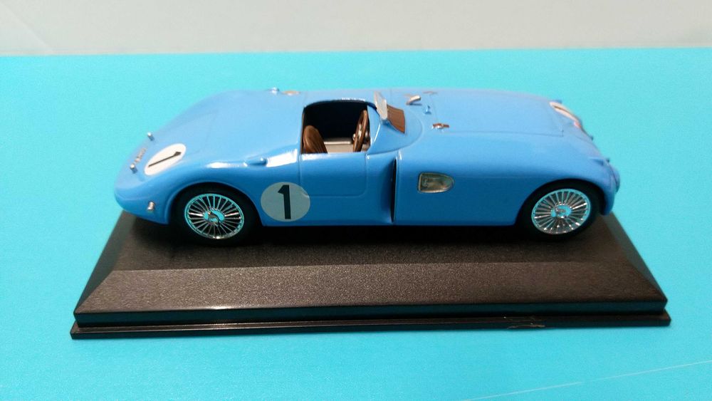 Bugatti 57C #1: Vencedor 24h Le Mans 1939 - Altaya/IXO escala 1/43