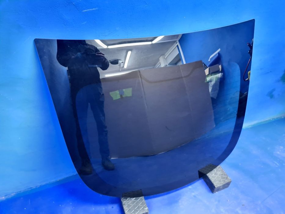 SZYBA tylna tylnej klapy bagażnika TESLA MODEL Y 2023 grzana ORYGINAŁ