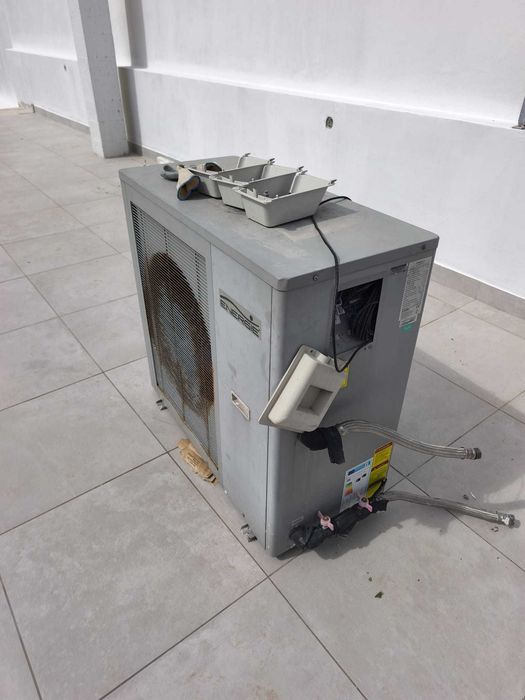 Sistema completo aquecimento central + bomba de calor Energie 4-12kW + radiadores + depósito