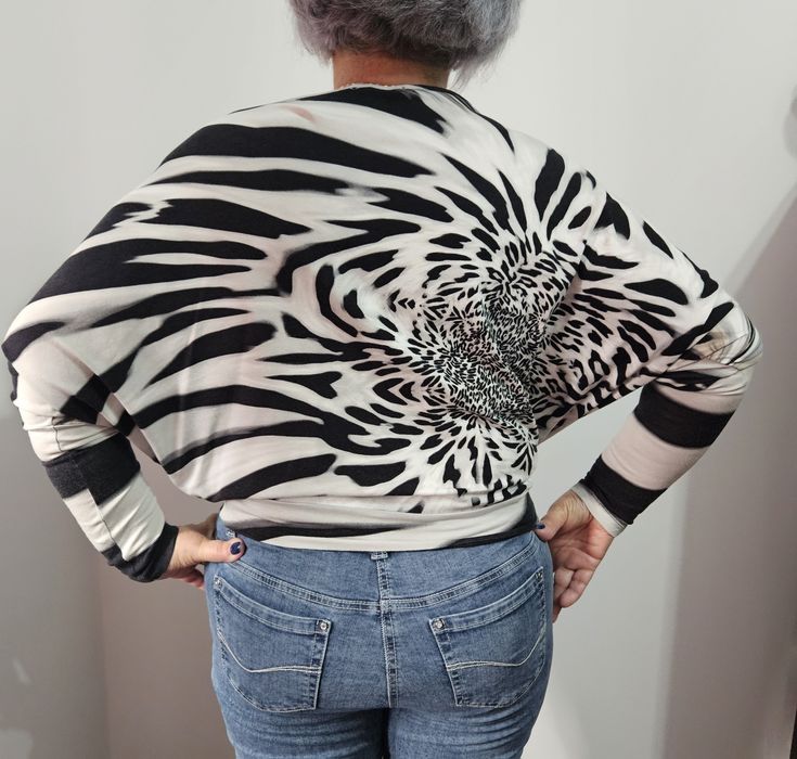 Blusa padrão zebra Scripta L