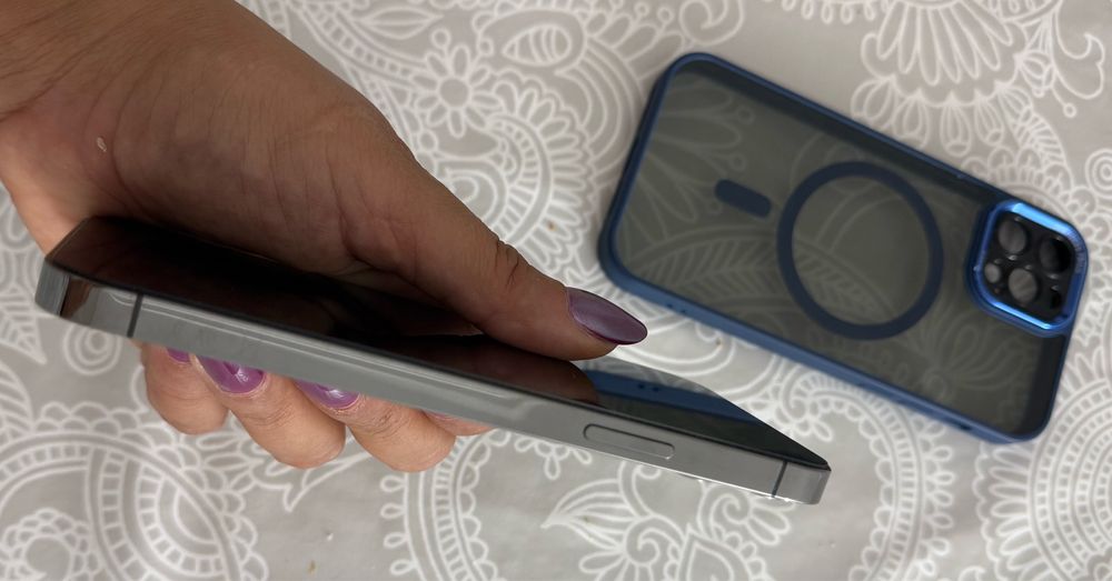 Iphone 12 pro em bom estado