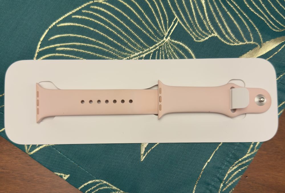 Apple Watch seria 6, (GPS + Cellular), 44 mm, aluminium.