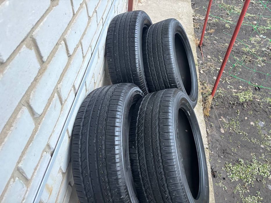 225 55 19 шины Toyo A36 24 год! Идеальное состояние!