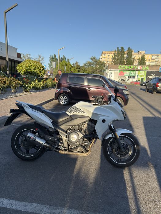 Мотоцикл Honda cbf 1000 2010 год без ABS