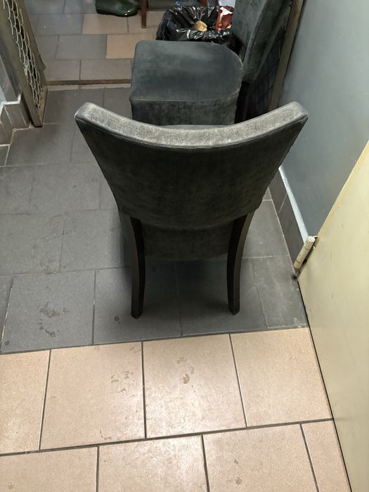 Krzesła tapicerowane