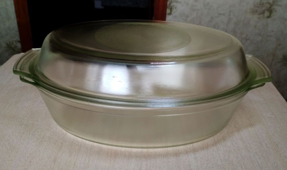 Гусятница СССР на 2 литра, жаропрочная. Возм. обмен