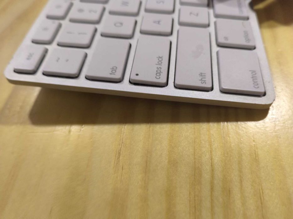 Teclado Apple em inglês dos EUA com layout para Mac