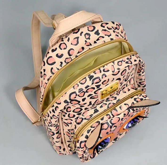 Інтерактивний рюкзачок з блимаючими  очима