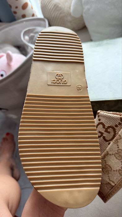 Klapki gucci 40