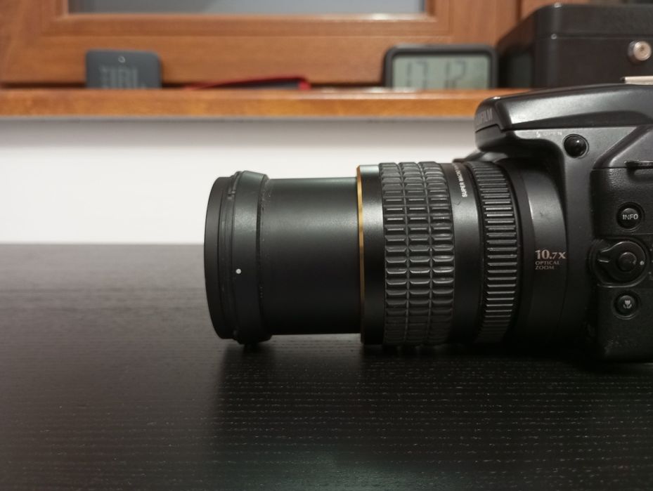 Aparat lustrzanka Fujifilm FinePix S9600
