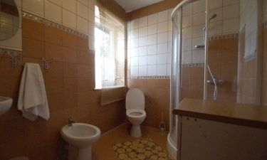 Domek całoroczny nad jeziorem- Mazury .