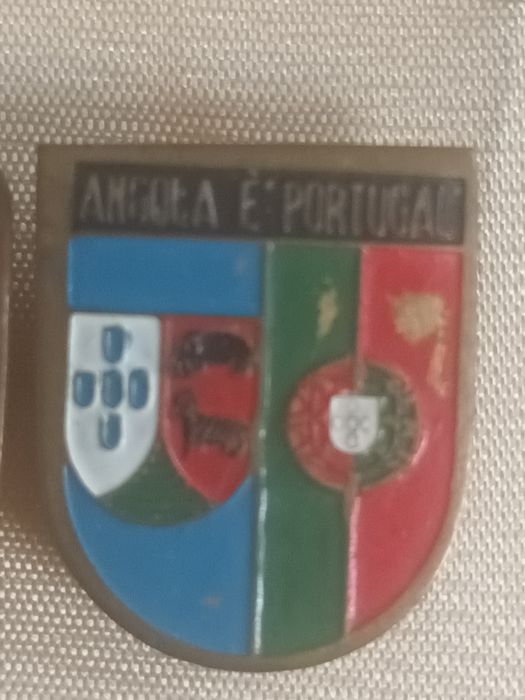 Pins vários colecionáveis
