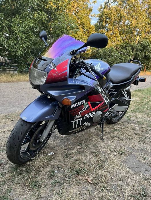 Honda CBR 600 f2