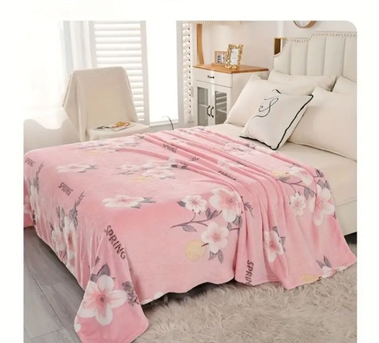 Komplet koc 150x100 + zestaw poduszek 2 kwiaty + gwiazda