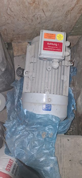 2 silniki  elektryczne electramo 7.5kw i 15 kw