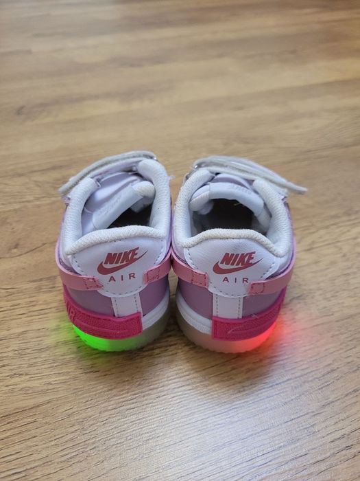 Кросівки Nike з підсвіткою дитячі 24 р.