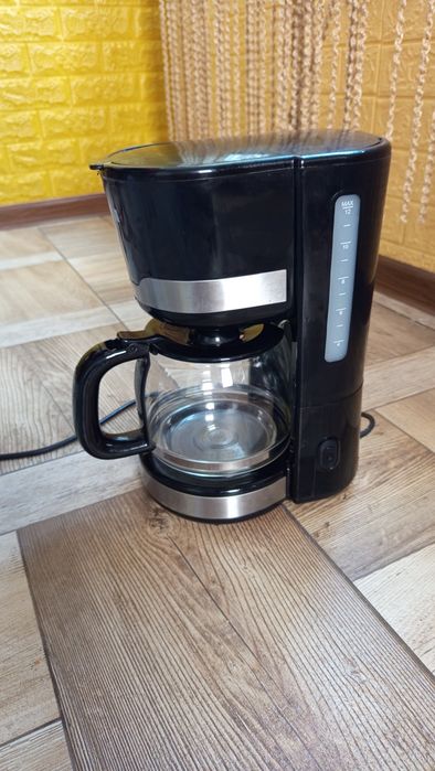 Крапельна кавоварка Teesa Aroma 100 Black