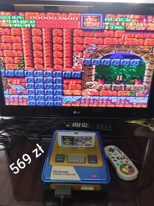 Nintendo Super Famicom/ SNES NTSC-J +gra+okablowanie