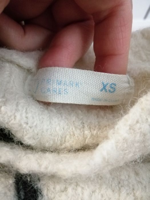 Шерстяний светр в смужки