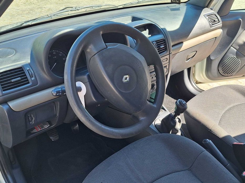Renault Clio 1.2 16V 2004