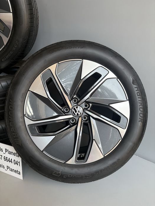 Комплект VW ID 4 Enyaq Q4 8J x 19H2 ET45 ЦО 57,1