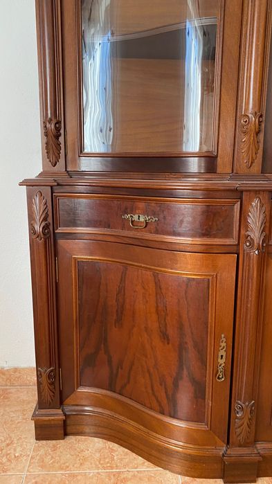 Armário de Casa da Jantar