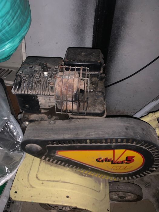 Moto cultivador de varais