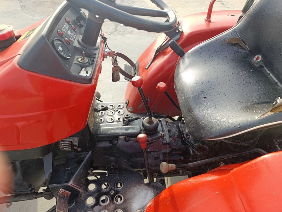 Trator Yanmar 180, 4x4