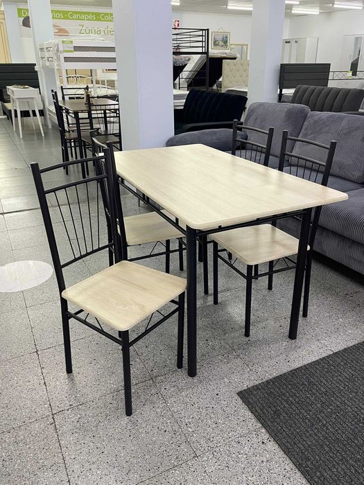 Mesa de cozhina/restaurante + 4 cadeiras