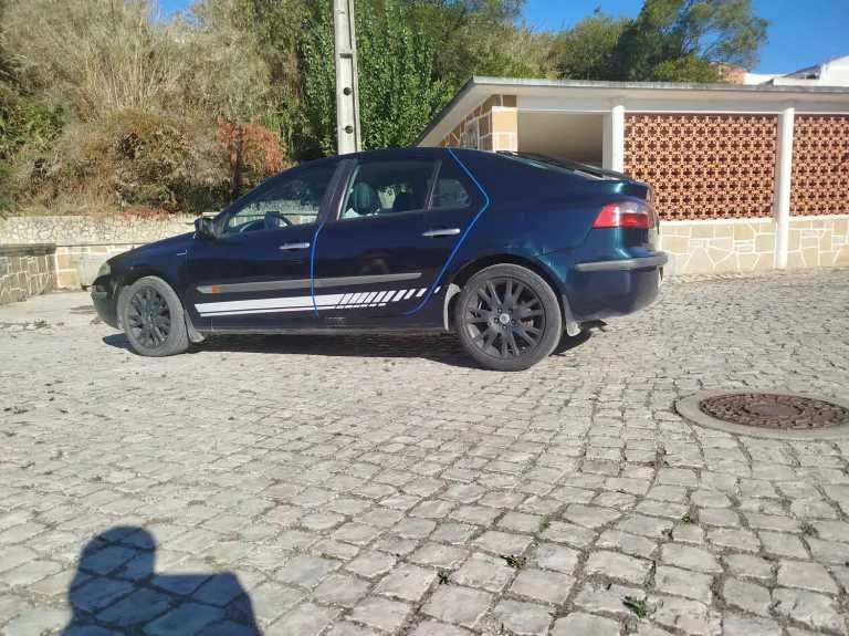RENAULT Laguna II Hatchback (BG) 1.9 dCi Diesel 120 cv — photo 3