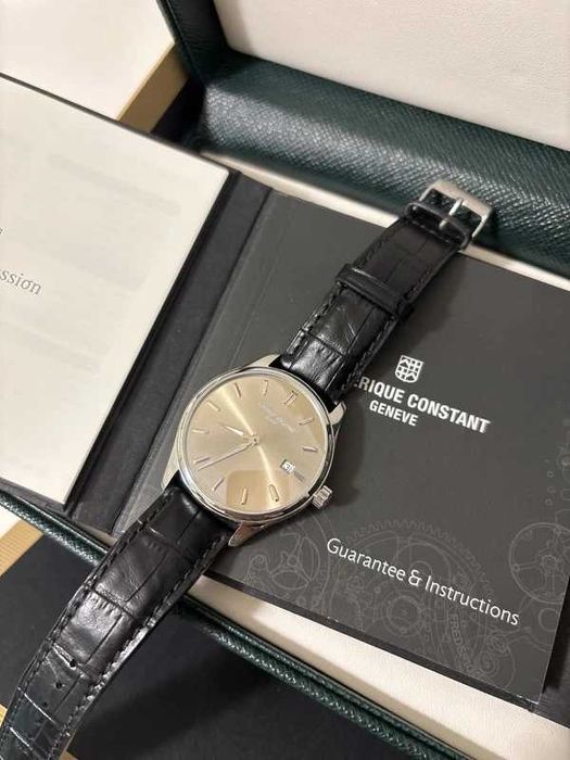 Frederique Constant Relógio de Luxo Golden Champagne Dial Full-Set
