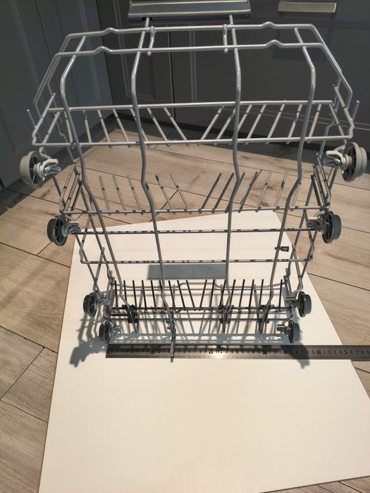 Oryginalny kosz szufladowy dolny Beko typu wąskiego