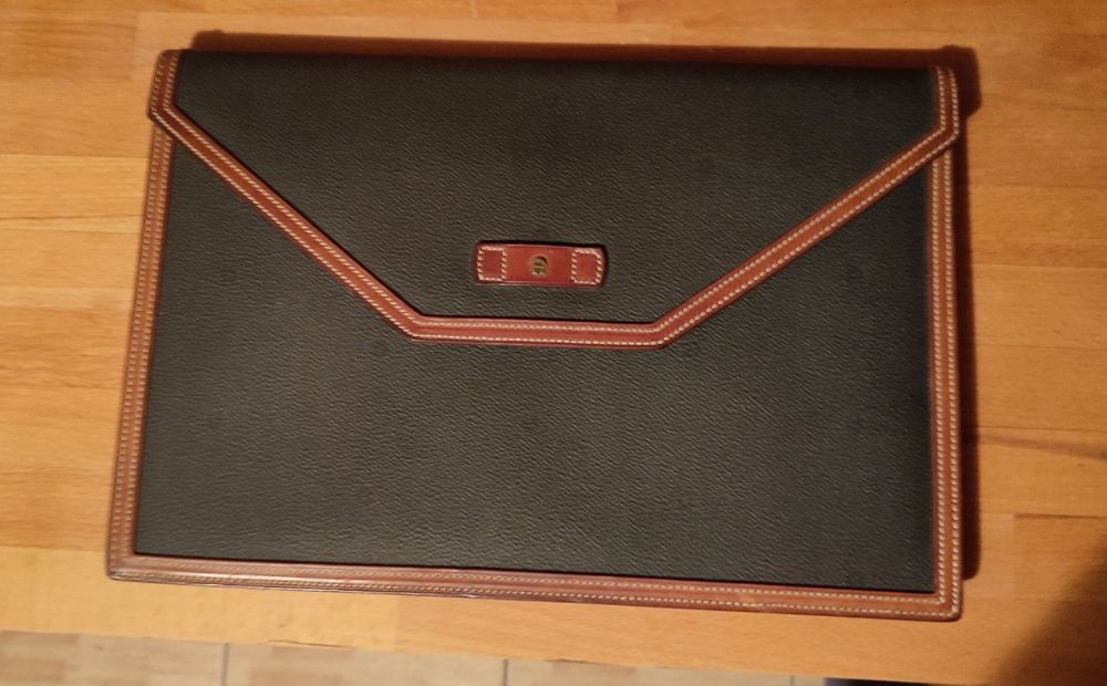 Aktówka skórzana Aigner