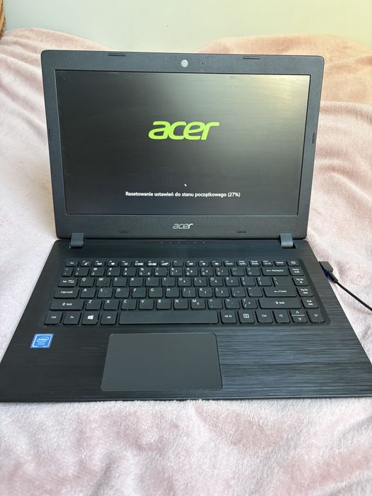Laptop Acer Aspire 1