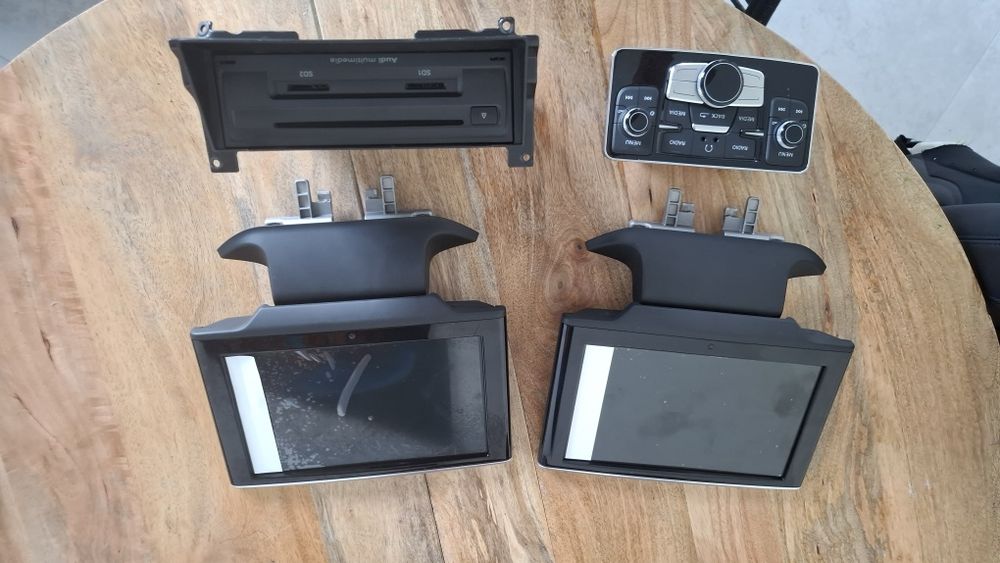 Audi A8 D4 zestaw DVD monitory NOWE