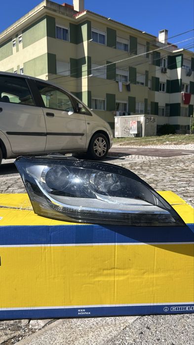 Farol Direito Audi TT 8j