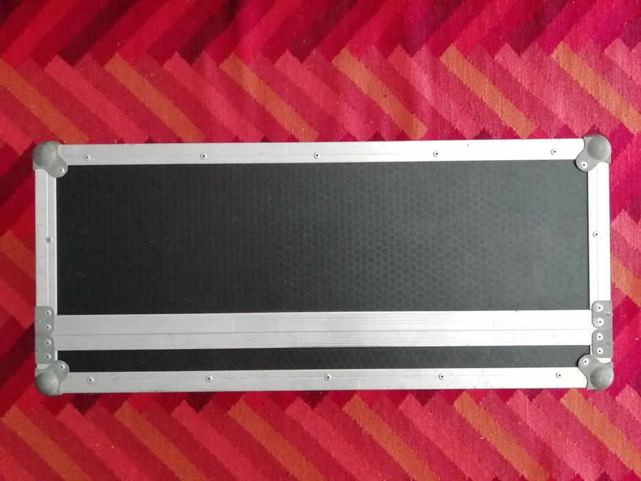 Hardcase/flightcase para cabeça de amplificador